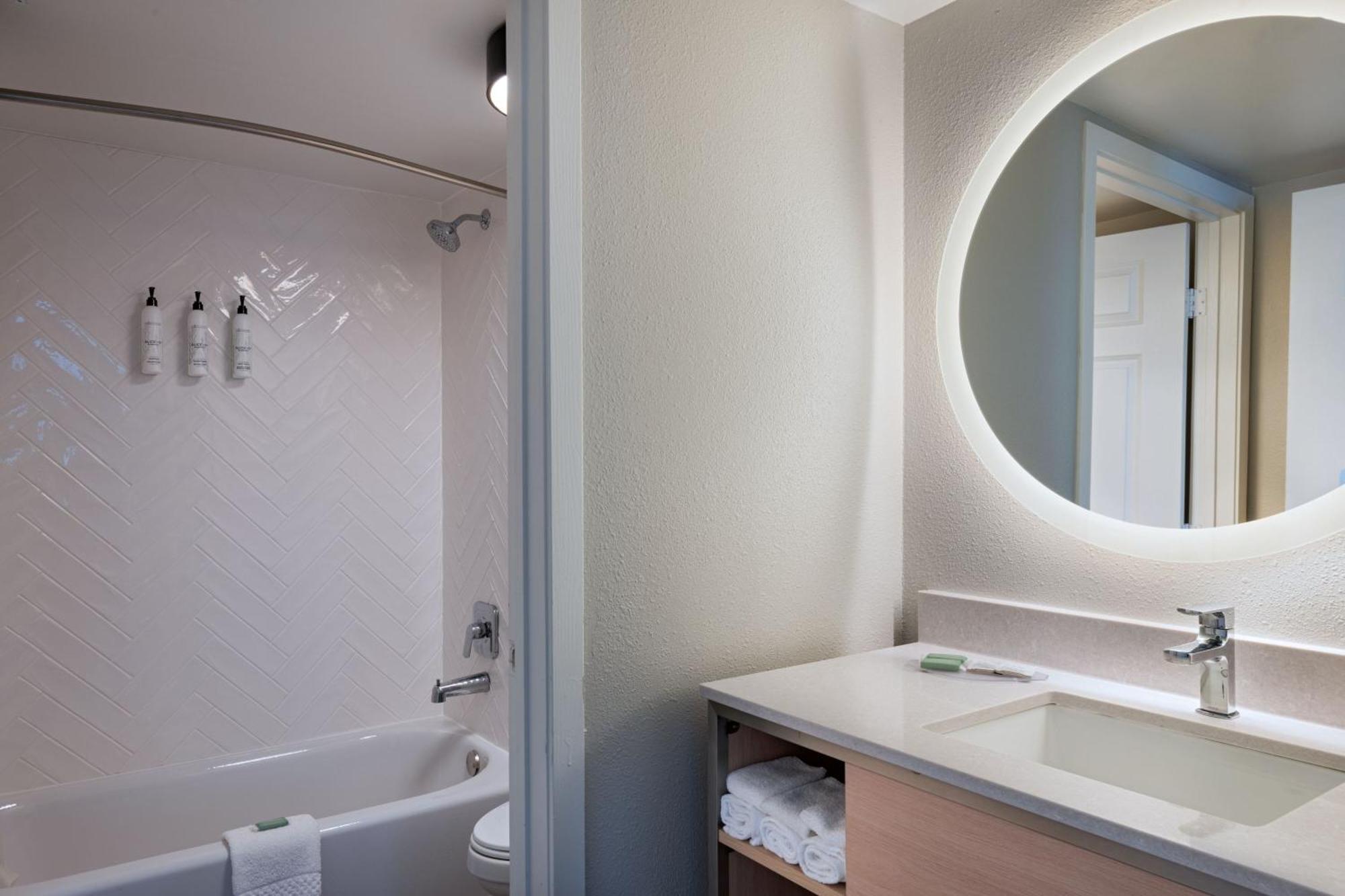 Towneplace Suites By Marriott College Station Exterior foto
