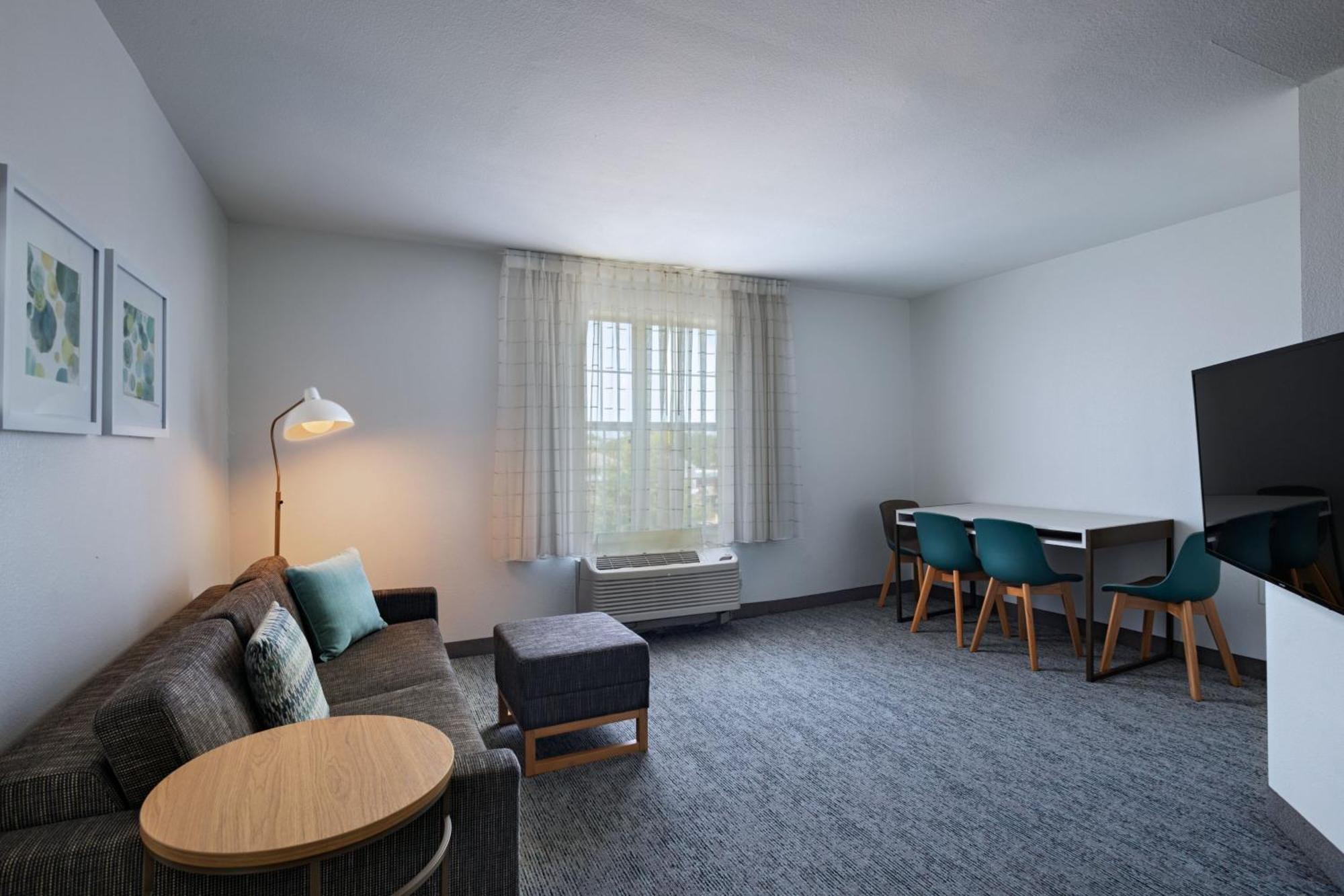 Towneplace Suites By Marriott College Station Exterior foto